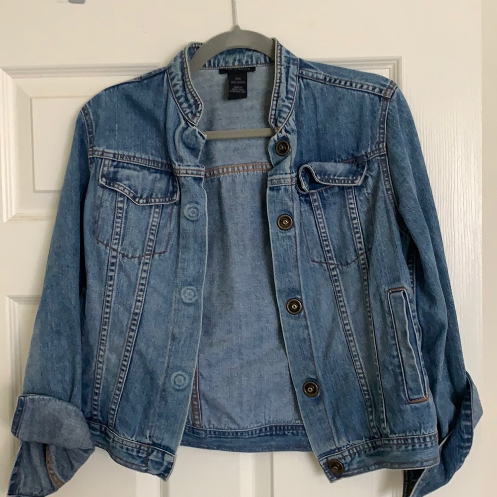 Casual denim jacket
